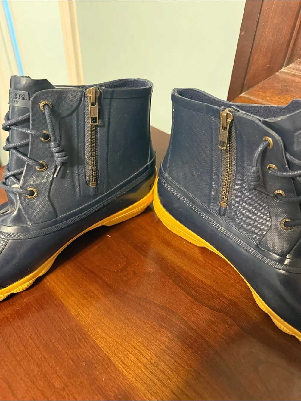 Sperry rubber rain duck boots